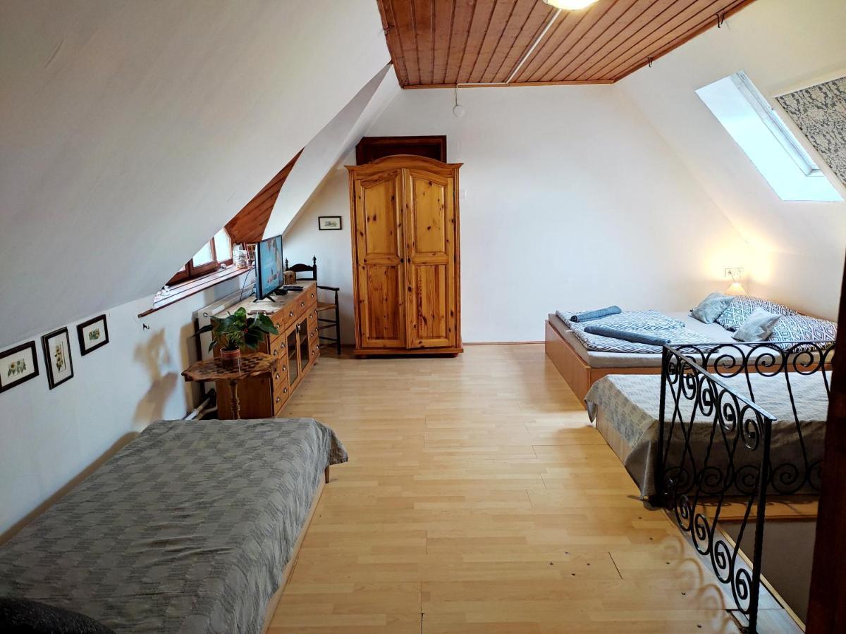 Monami Art Apartman Vác Extérieur photo